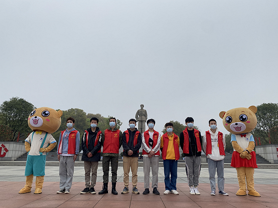 这一抹红，永不褪色！