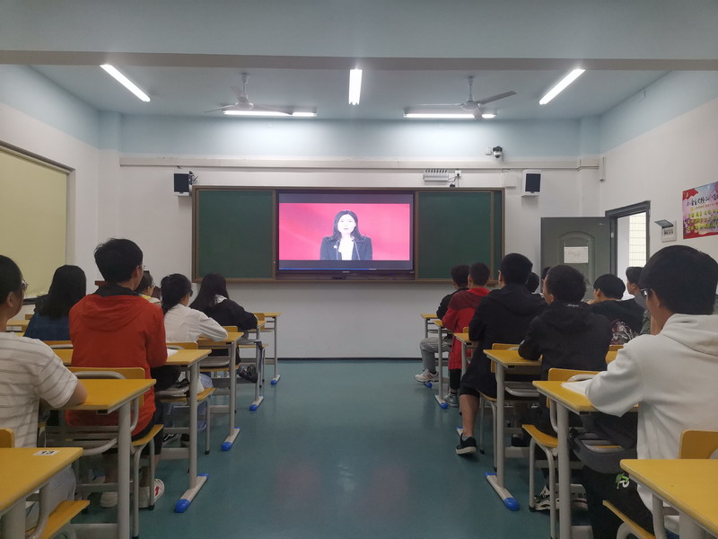 师生同上“四史”思政大课 湖南高校掀起“四史”学习热潮