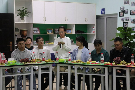 南华大学：花好人团圆，温情满校园