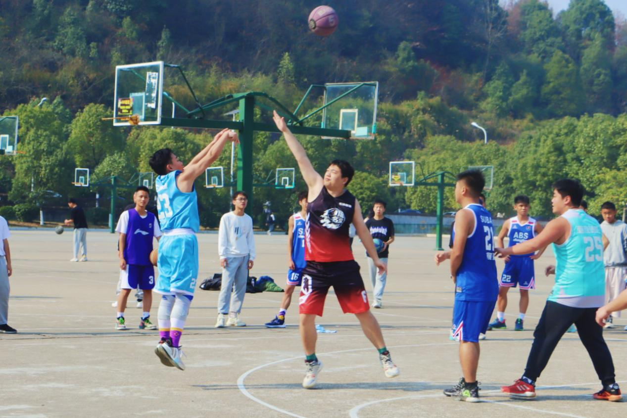 邵阳学院：青春不散场，共叙师生情