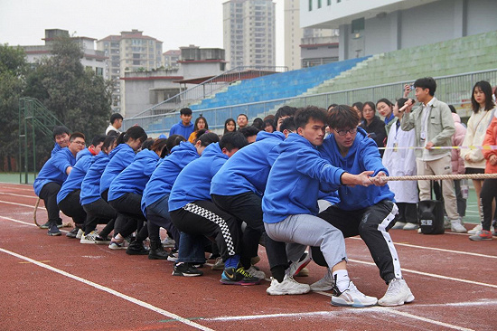 邵阳学院：2020年学生拔河比赛圆满结束