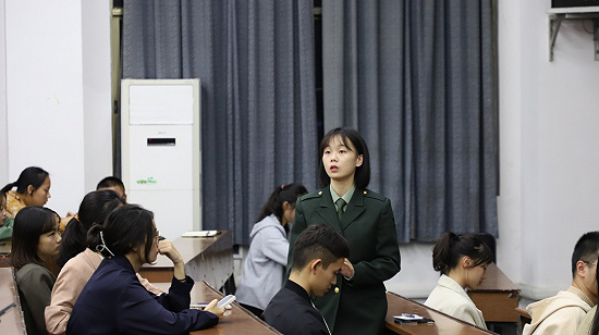 携笔从戎热血青春 ——湖南财政经济学院举办2021届毕业生专场入伍会