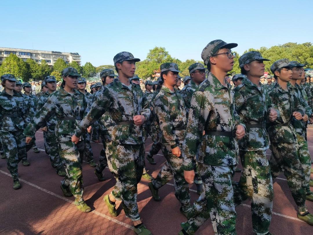 【湖南中医药高等专科学校】告别军训，开始新旅程！