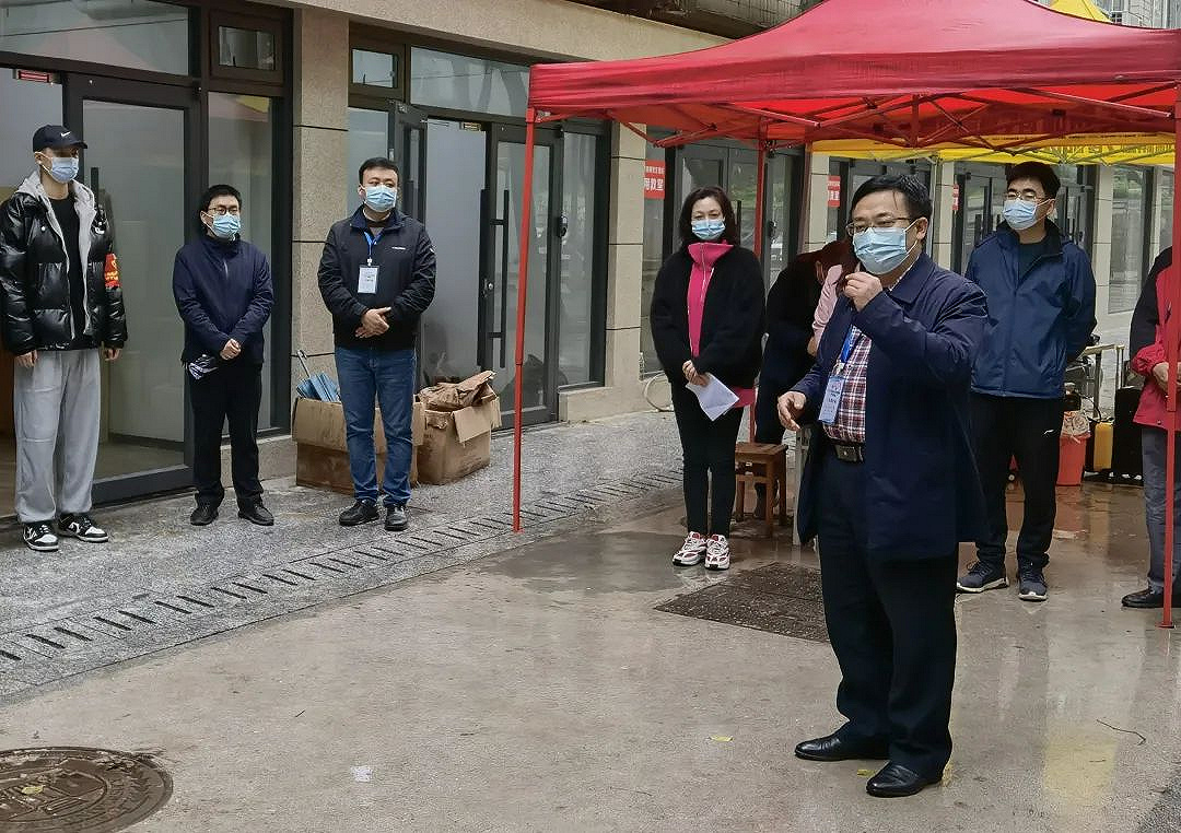 湖南师范大学：仁爱精勤筑防线，德智园中党旗红